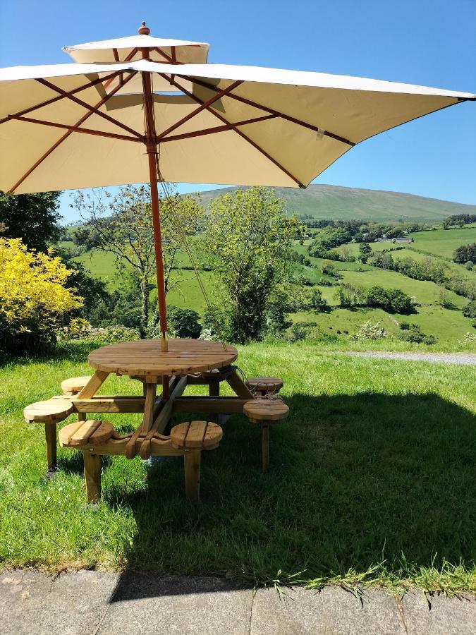 Летний дом Glenview House 4 Bedrooms In The Glens Of Antrim *